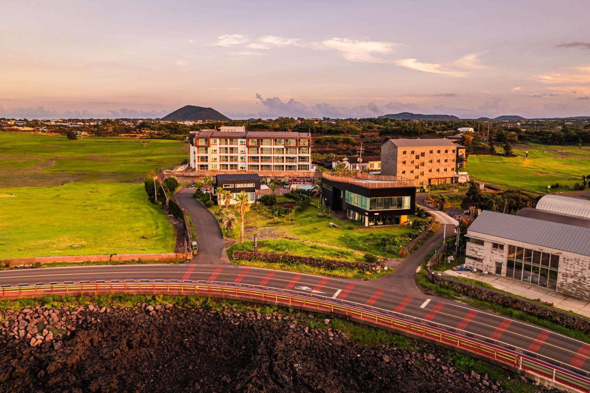 Kturn Hotel & Resort Jeju Buitenkant foto